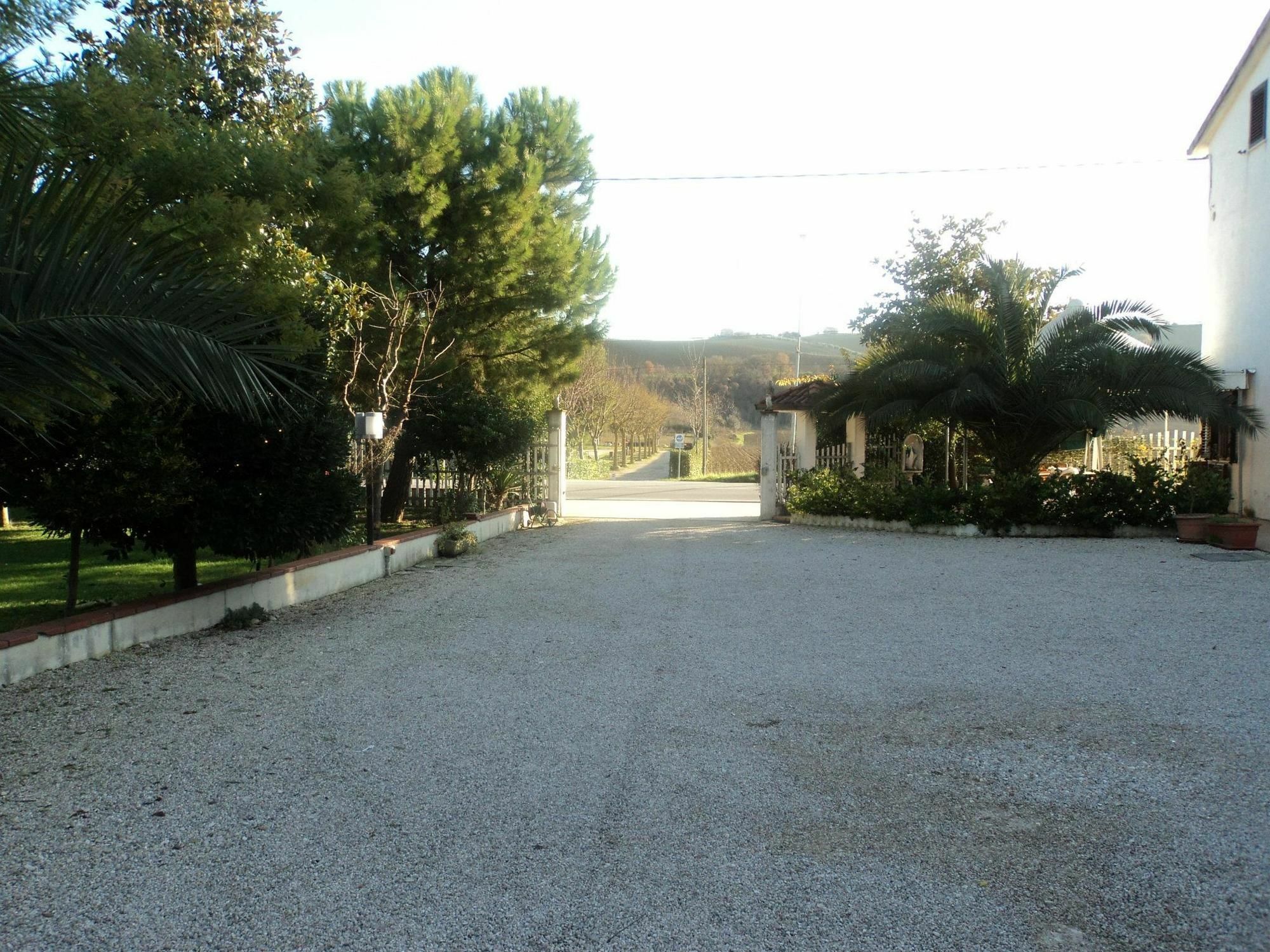 Agriturismo Le Vigne Fermo Exterior foto